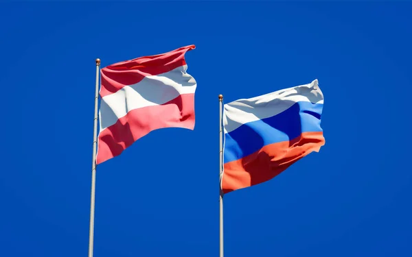 Hermosas Banderas Estatales Nacionales Rusia Austria Juntas Fondo Del Cielo —  Fotos de Stock