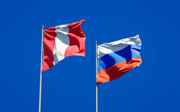 아름다운 러시아 깃발들이 하늘을 배경으로 — 스톡 사진