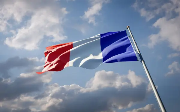 Franciaország Gyönyörű Nemzeti Zászlója Lobogott Hátterében Alacsony Szögű Közelkép Franciaország — Stock Fotó