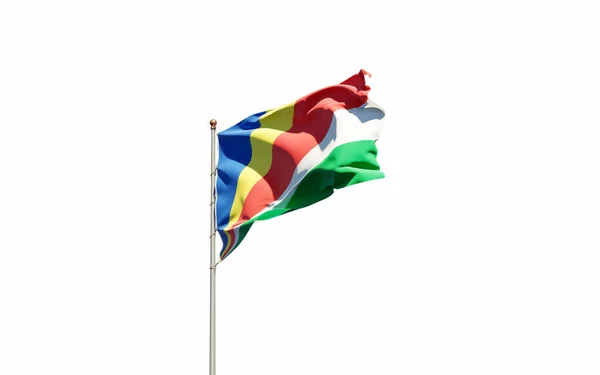 Hermosa Bandera Del Estado Seychelles Ondeando Fondo Del Cielo Angulo — Foto de Stock