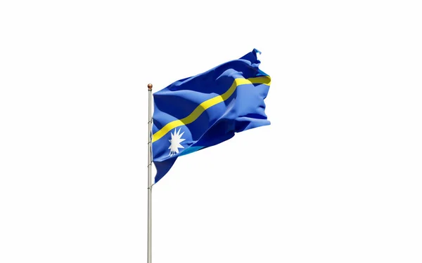 Piękna Narodowa Flaga Nauru Trzepocząca Tle Nieba Niski Kąt Zbliżenie — Zdjęcie stockowe