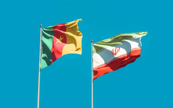 이란과 카메룬의 국기이다 — 스톡 사진