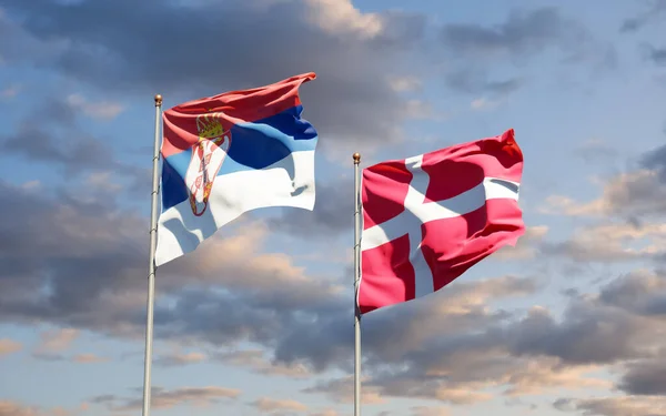 Drapeaux Serbie Danemark Oeuvre — Photo