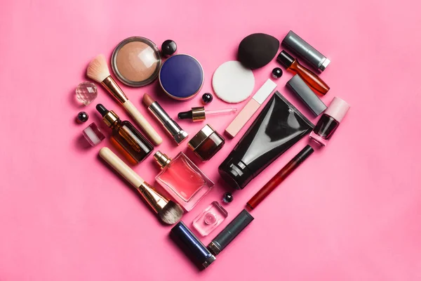Cosmetics Set Heart Shape Gift Valentine Day February 14Th Concept — Stock Photo, Image