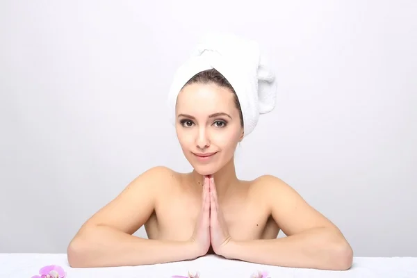 Mooie gelukkig Spa meisje — Stockfoto