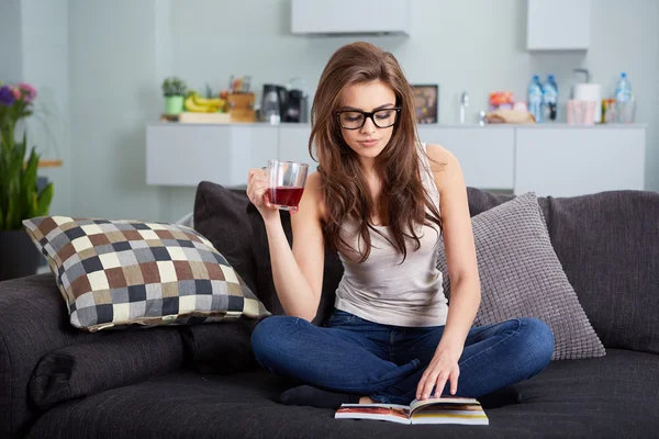 memnuniyetti ve ev kavramı