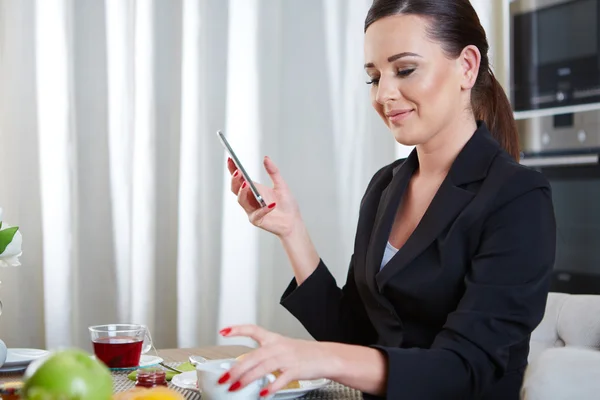 Telephoning woman — Stock Photo, Image