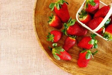 Çileğe yakın çekim