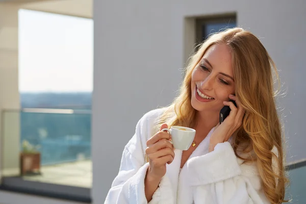 Drinking coffee at home. — Stock Photo, Image