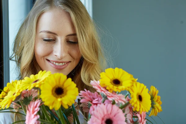 Beauty portrait young girl — Stock Photo, Image