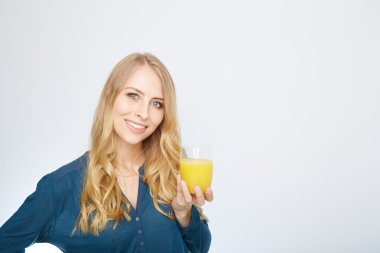 portakal suyu, beyaz izole olan kadın
