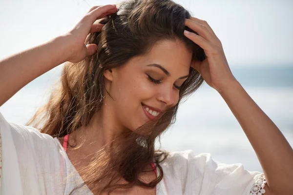 Portrait of the beautiful girl close-up. — Stock Photo, Image