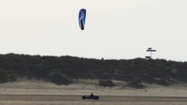Hollanda, Brouwersdam sahilinde Kitebuggy ve Blokarts