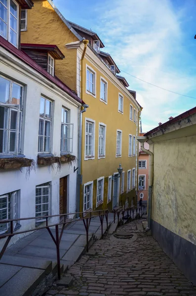 Cobbied Jalan Kota Tua Tallinn Estonia — Stok Foto