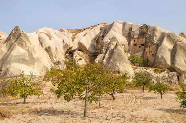 Kum Taşı Kapadokya Türkiye Deki Ünlü Kaya Oluşumları Mağaraların Manzaralı — Stok fotoğraf