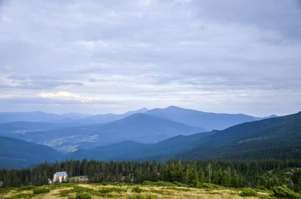 Vista Desde Montaña Estación Esquí Dragobrat Hoverla Petros Mountines Fondo — Foto de Stock