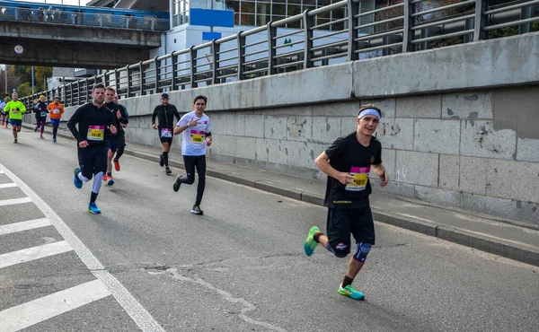 Kyiv Ukraine Październik 2019 Maraton Wizz Air City Wiele Sportowców — Zdjęcie stockowe