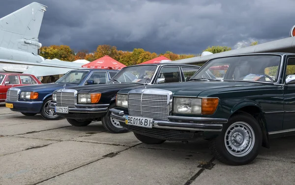 Kyiv Ukraine October 2019 Different Models Cars Mercedes Benz Old — Stock Photo, Image