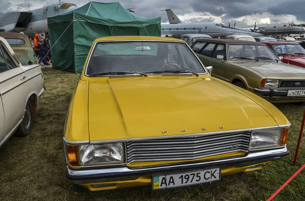 Kyiv Ukraine October 2019 Ford Granada Large Family Car Made — Stock Photo, Image