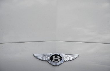 KYIV, UKRAINE OKTOBER 6 2019: Ünlü Bentley Winged 