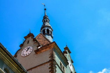 Chynadiyovo, Karpatlar Ukrayna 'daki Schonborn Kalesi' nin saat kulesi