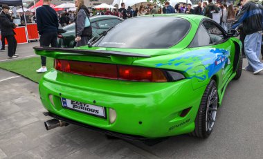 İkinci nesil Mitsubishi Eclipse (2G) 