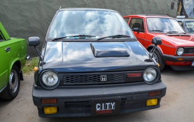 Honda City Turbo, özellikle de ilk nesil model, kullanışlı bir şehir arabasını yüksek performanslı bir simgeye dönüştüren kapak bölümünün öncülerinden biriydi.