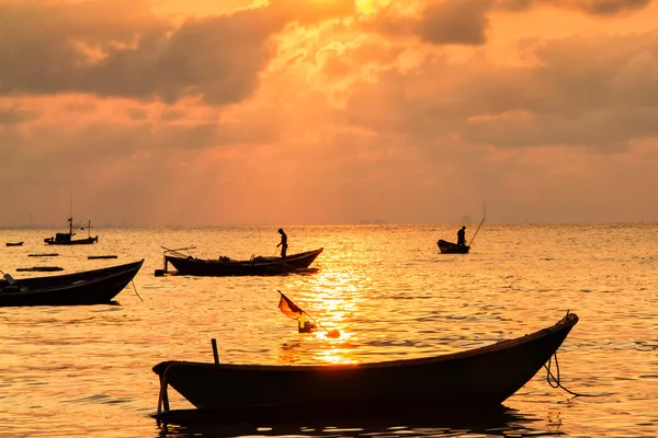 Fishing boats, small boats floating in the sea at sunrise, Conce — Stock Photo, Image