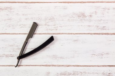 ustura ahşap tablo.