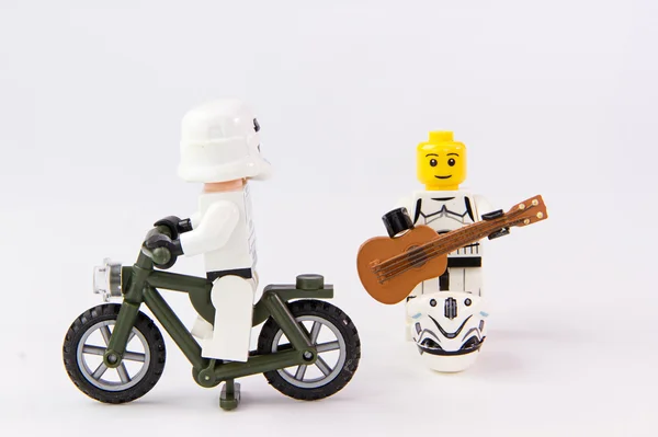 Nonthabure, Tailândia - 23 de junho de 2016: Lego star wars guitarrista — Fotografia de Stock