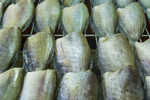 Suszone Ryby Lokalnej Żywności Otwartym Rynku — Zdjęcie stockowe