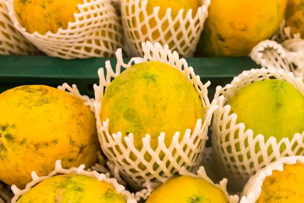 Papaya Frukt Staplade Marknaden Marknaden — Stockfoto