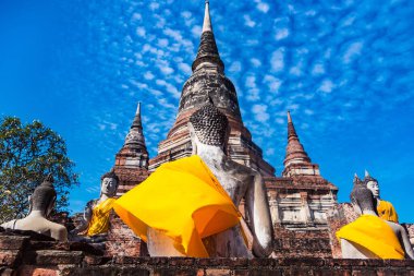 Ayutthaya, Tayland - Aralık, 04, 2020: Wat Yai Chai Mongkhon, Ayutthaya, Tayland 'daki eski Budist tapınağı