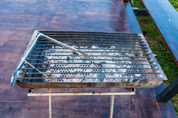 Barbecue Extérieur Poêle Métal Dans Jardin — Photo