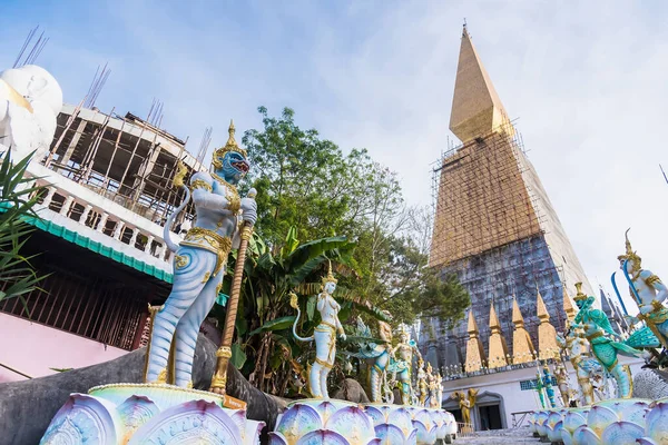 Phetchabun Tailândia Novembro 2020 Grande Pagode Dourado Construção Wat Phu — Fotografia de Stock