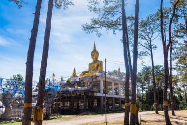 Phetchabun, Tayland - 29 Kasım 2020: Khao Kho, Phetchabun, Tayland tepesinde Buda