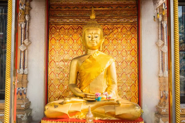 Nonthaburi Thailand March 2021 Golden Buddhist States Praramai Temple Koh — 스톡 사진