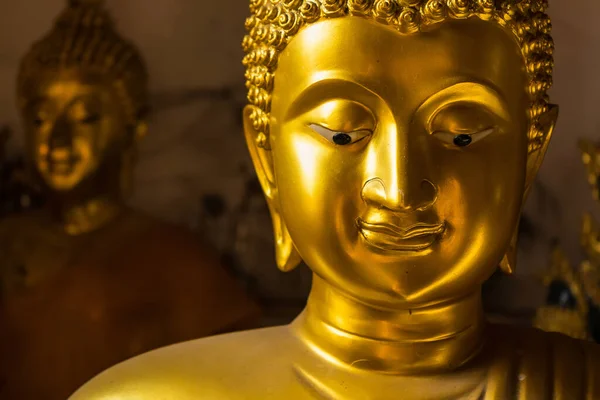 Nonthaburi Thailand March 2021 Golden Buddhist Statues Praramai Temple Koh — Stock Photo, Image