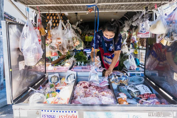 2021年6月5日タイ バンコク タイのトラック上で生鮮食品市場を販売するトラックの中 — ストック写真