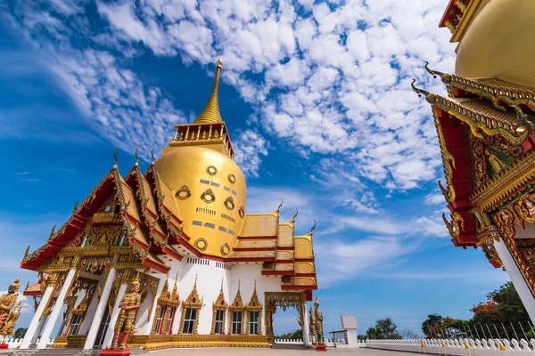 Chachoengsao Thajsko Červen 2021 Chrám Zlatou Pagodu Wat Phrong Akat — Stock fotografie