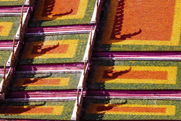 The Roof color Temple in thailand — Stock Photo, Image