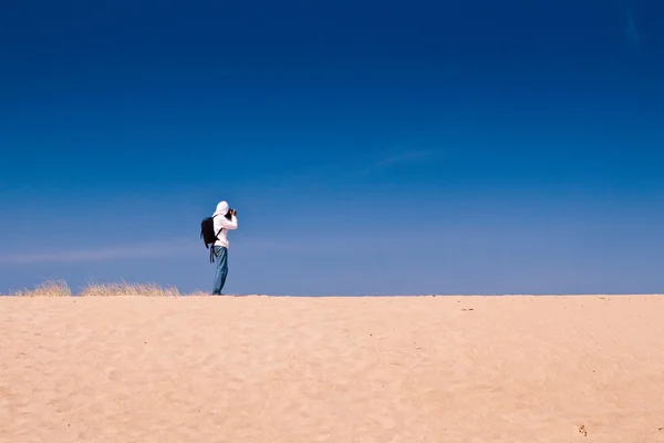 Explore in the desert — Stock Photo, Image