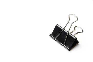 Siyah ataç beyaz arkaplanda izole edildi.