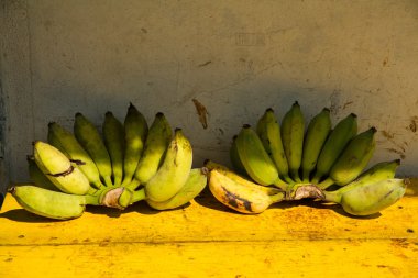 Ekili muz yemek için olgunlaşmış