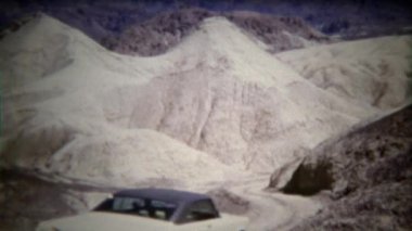 dik tepeden aşağı araba araba 