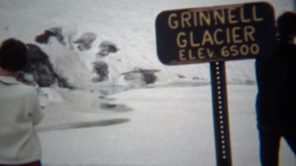 Grinnell glaciären innan globala uppvärmningen smält isen — Stockvideo