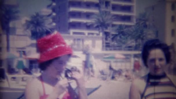 Kvinnor Badkläder för stranden fotografering — Stockvideo