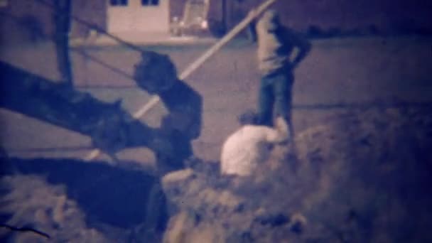 Excavatrice creuseuse construction d'état — Video