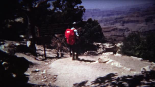 Kaibab sinal trilha caminhadas para o fundo — Vídeo de Stock