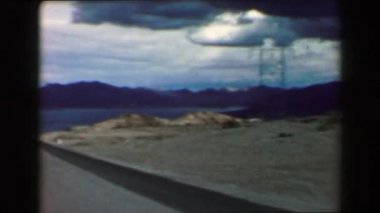 Acros kuru göl devam araba araba